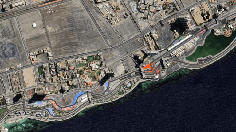 Luchtfoto van Jeddah Corniche Circuit aan de Rode Zee