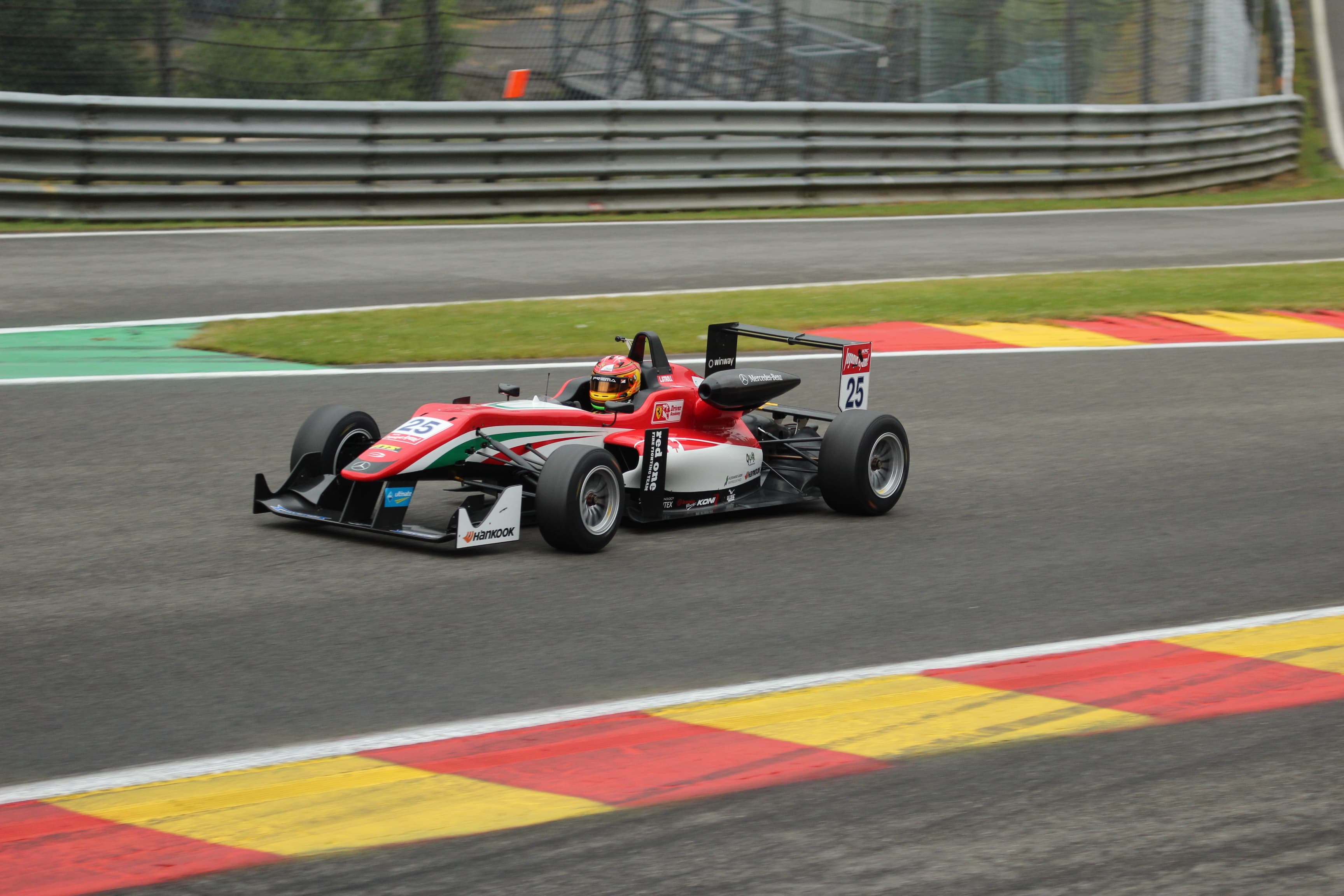 Lance Stroll tijdens een Formule 1-weekend